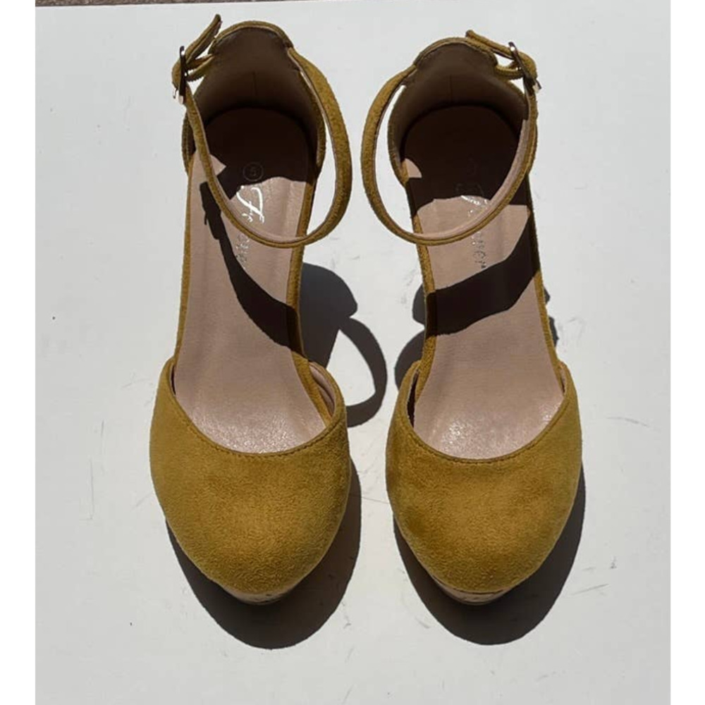 Forever 21 Mustard Yellow Sandals